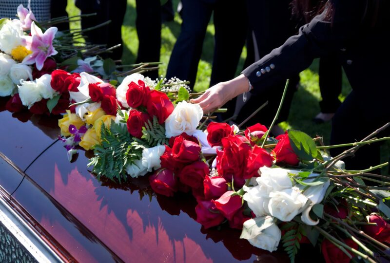 Της είπαν ότι ο γιος της δεν ζει πια, αλλά μετά από μερικές μέρες της τηλεφώνησαν από άγνωστο αριθμό